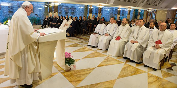 Francisco fala aos fiéis sobre importância de não buscar o próprio interesse, e sim o bem do outro / Foto: L'Osservatore Romano